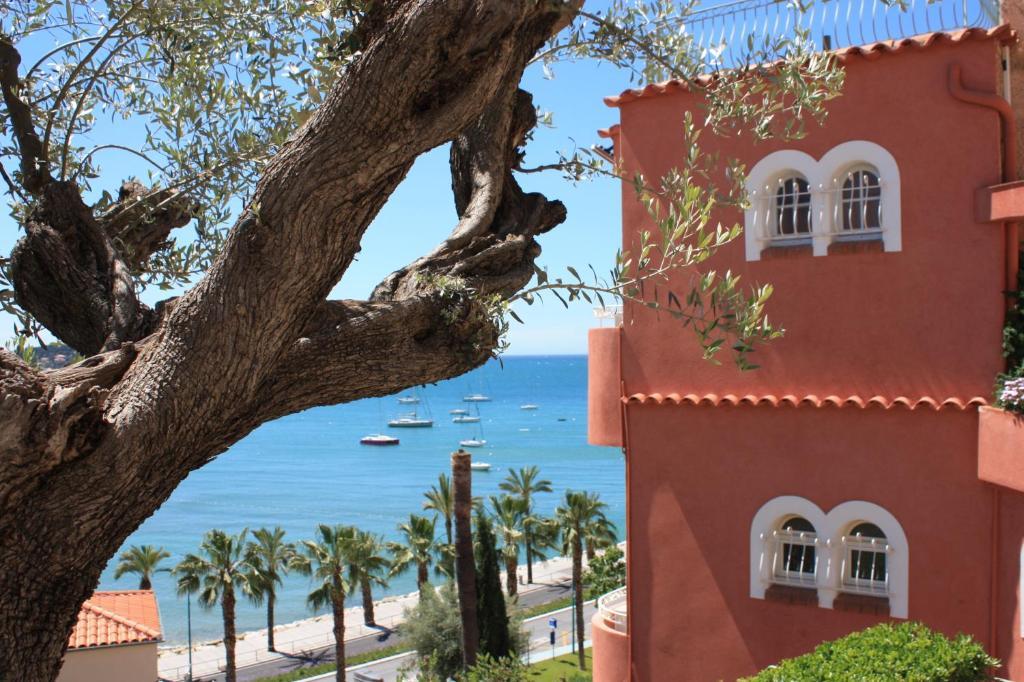 Les Galets Hotel Et B&B باندول المظهر الخارجي الصورة